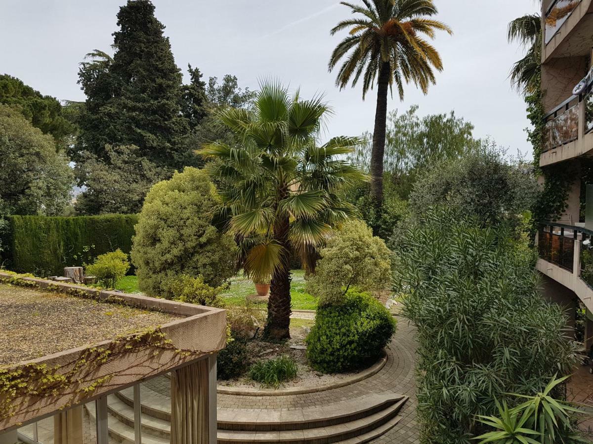 Les Palmiers A 700M De La Mer Nizza Esterno foto